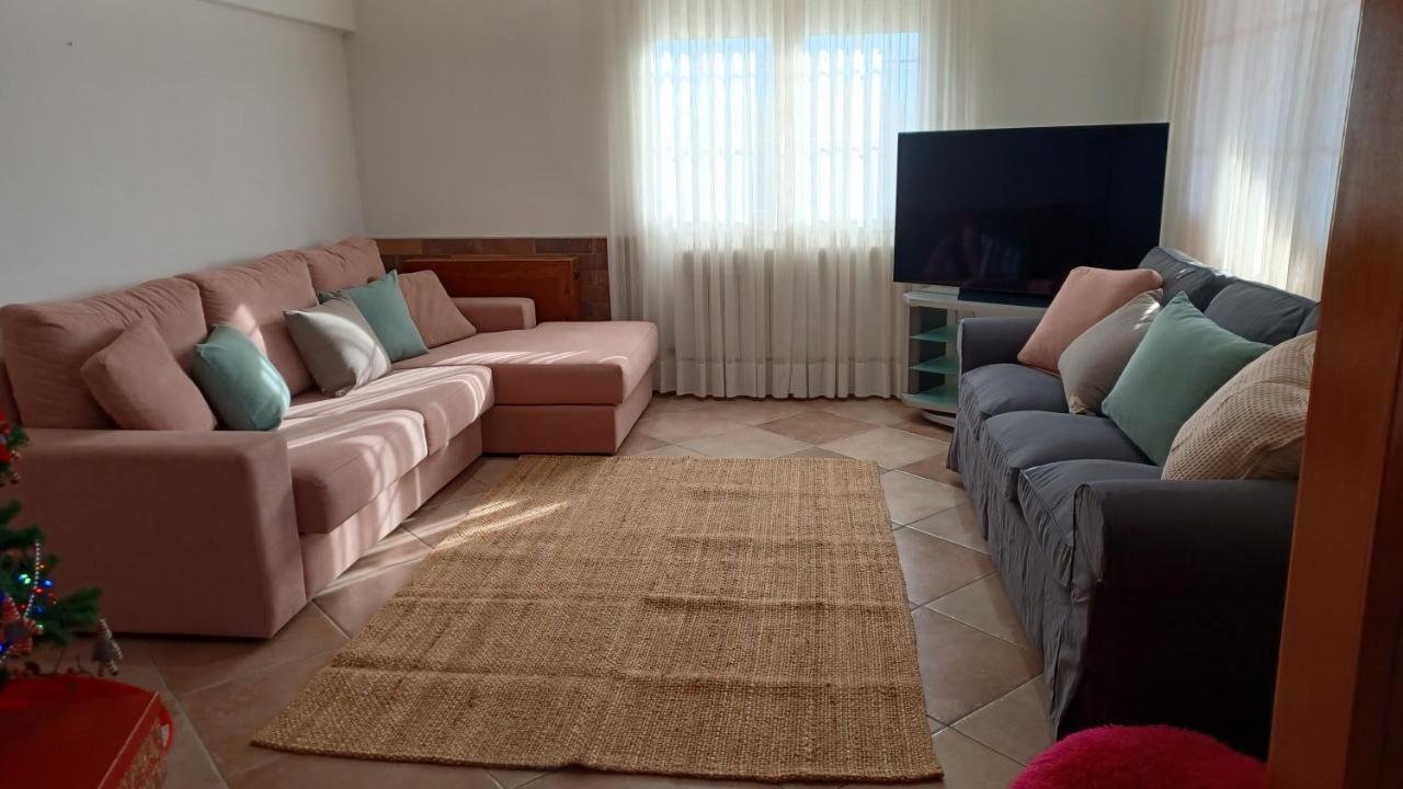 Piscina De Sal Barbacoa Wifi, Parking Gratis, 3 Min Pga Casa El Roble Βίλα Χιρόνα Εξωτερικό φωτογραφία