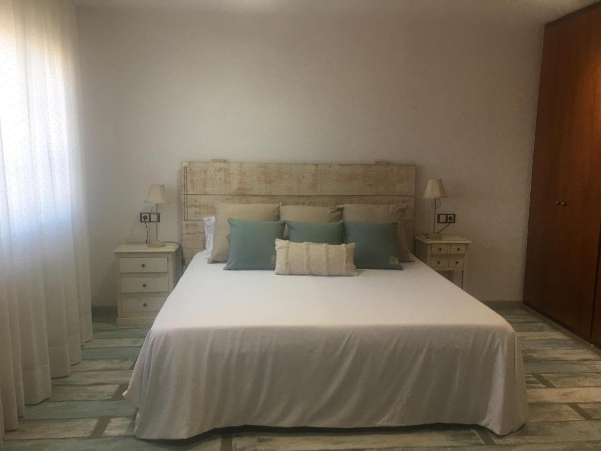 Piscina De Sal Barbacoa Wifi, Parking Gratis, 3 Min Pga Casa El Roble Βίλα Χιρόνα Εξωτερικό φωτογραφία