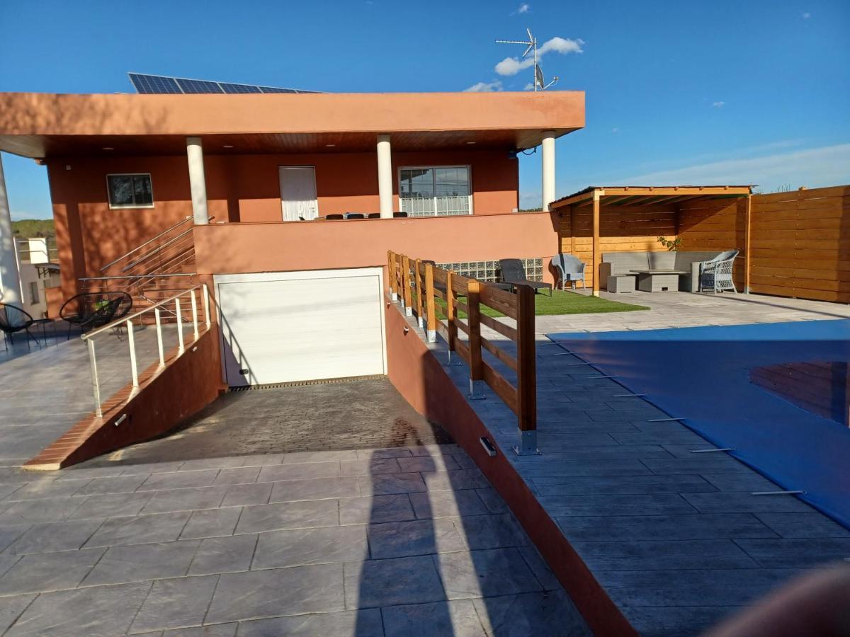 Piscina De Sal Barbacoa Wifi, Parking Gratis, 3 Min Pga Casa El Roble Βίλα Χιρόνα Εξωτερικό φωτογραφία