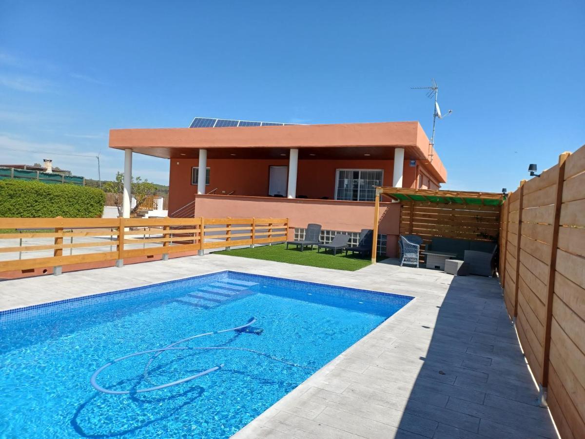Piscina De Sal Barbacoa Wifi, Parking Gratis, 3 Min Pga Casa El Roble Βίλα Χιρόνα Εξωτερικό φωτογραφία