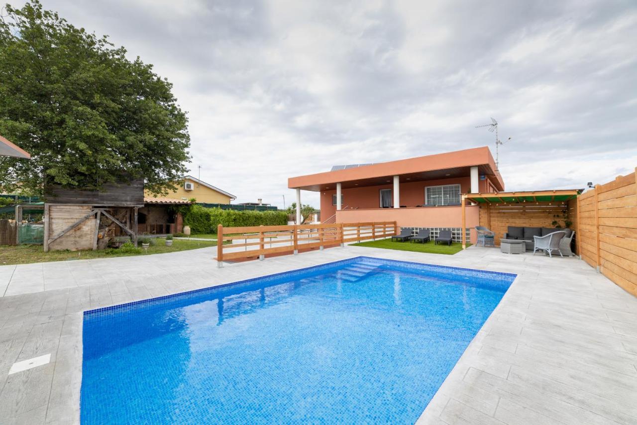 Piscina De Sal Barbacoa Wifi, Parking Gratis, 3 Min Pga Casa El Roble Βίλα Χιρόνα Εξωτερικό φωτογραφία