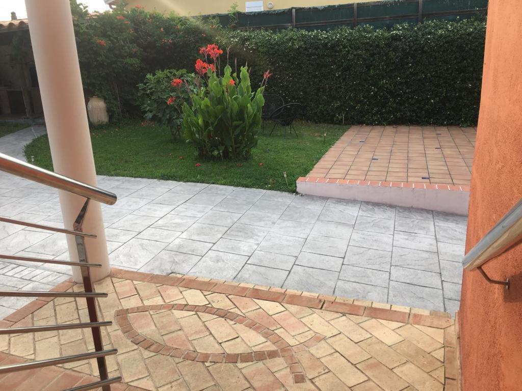 Piscina De Sal Barbacoa Wifi, Parking Gratis, 3 Min Pga Casa El Roble Βίλα Χιρόνα Εξωτερικό φωτογραφία